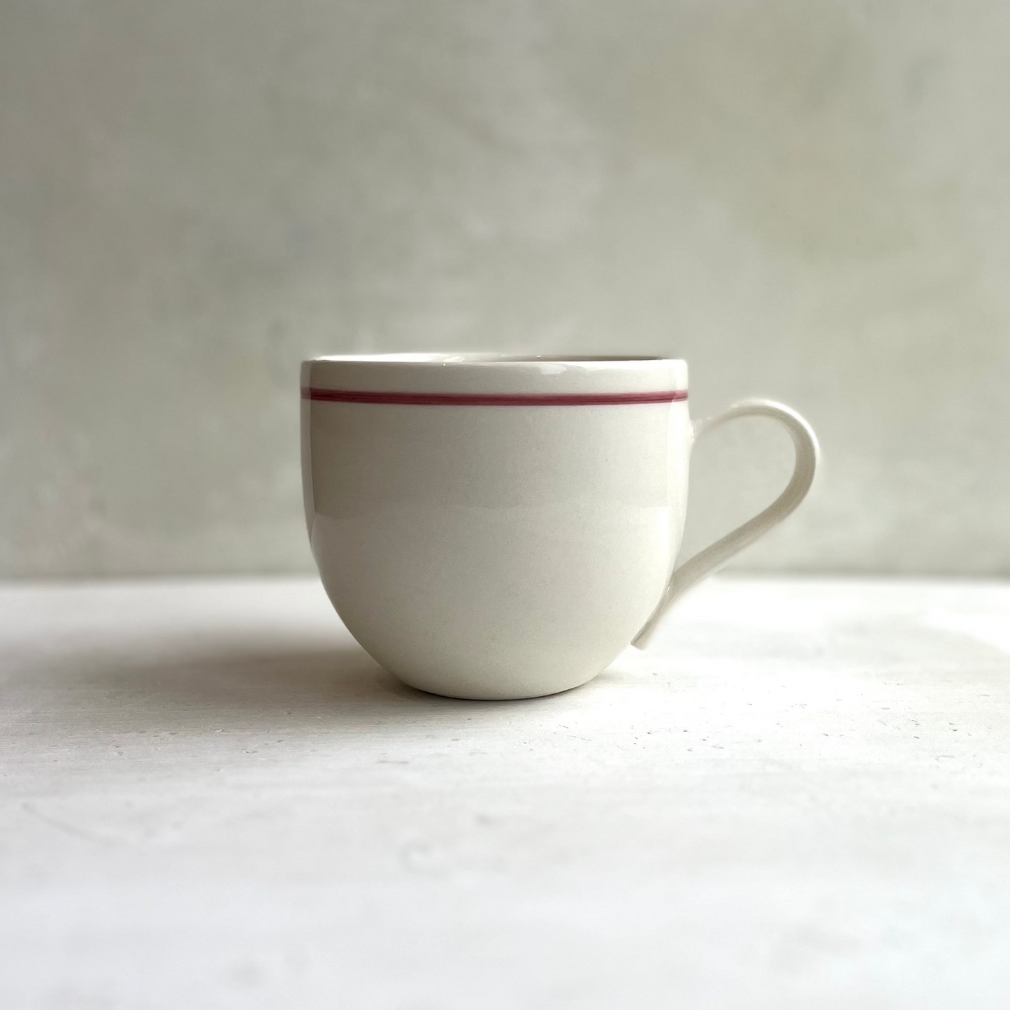 Wiggetty: Simple Porcelain Mug with Rhubarb Line - Premium Ceramic Homeware